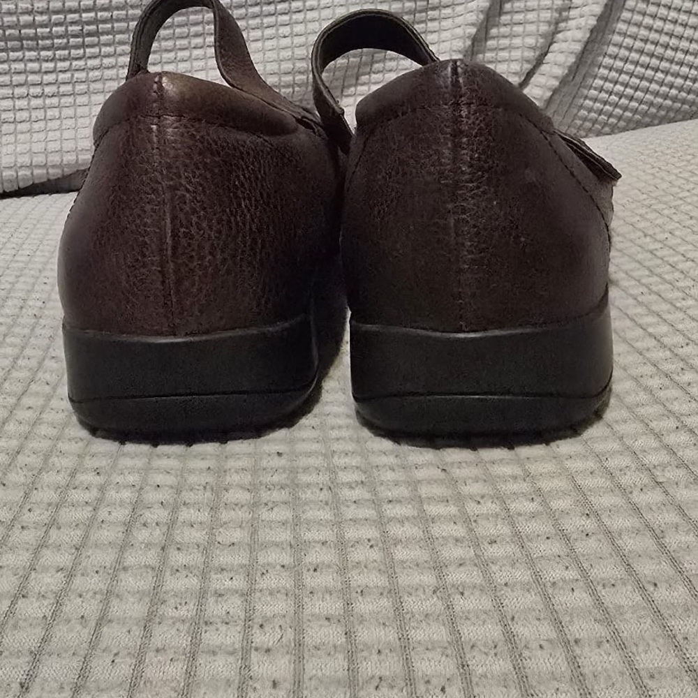 Bjorndal Brown Dress Shoes with Moccasin Stitching - Picture 3 of 7